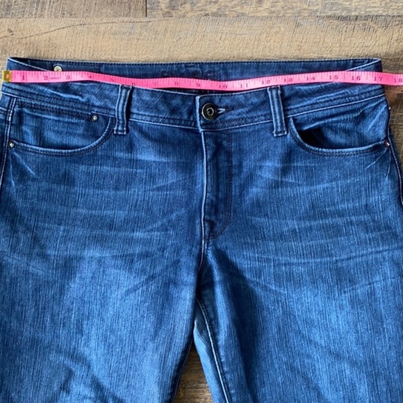 DL1961 premium denim Grace high rise cropped jeans. - Picture 13 of 14